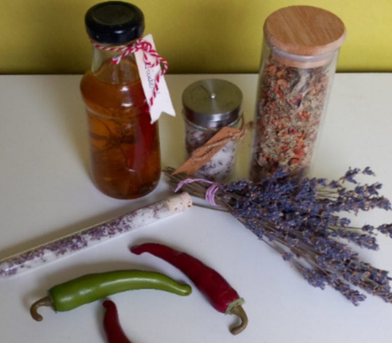 Kleine Geschenken aus Kräutern